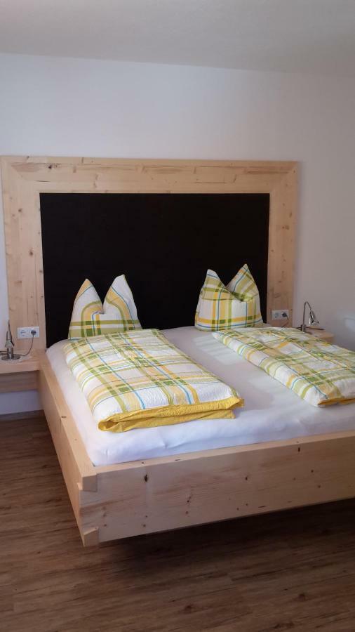 Ferienwohnung Tobias Zell am Ziller Buitenkant foto